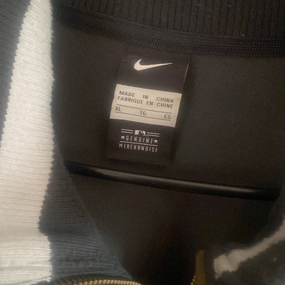 Nike Lightweight Zip Front Jacket - image 2